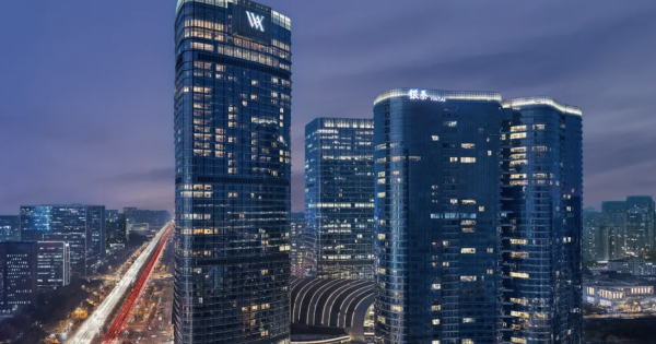 **A Dash of Fortune: Waldorf Astoria Chengdu's Restaurant Achieves Prestigious Michelin Recognition**