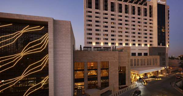 **Amman's Fairmont Shines: A Michelin Star for Hospitality Excellence**