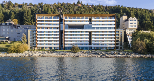 **Argentina Welcomes Choice Hotels with Luxurious Lakeside Arrival in Bariloche**