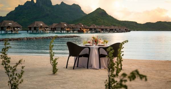 **Bora Bora Bliss: A Michelin-Starred Escape for New Year's Renewal & Romance**