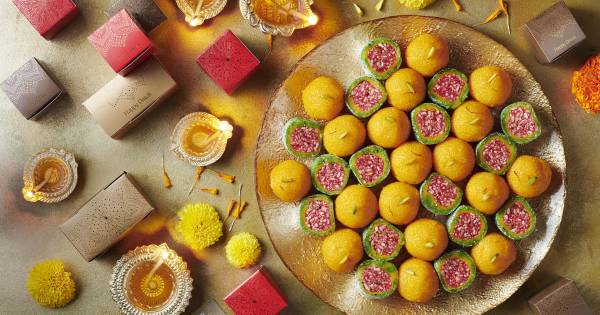 **Diwali Sparkle: Emirates Illuminates Travel with Festive Delights**