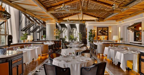 **Dubai's Newest Luxury Landmark: A Billionaire's Vision of Art and Hospitality**