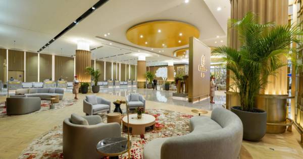 **Dubai's Skies Soar Higher: Emirates Unveils a New Era of First Class Luxury**