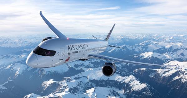 **Escape the Cold: Air Canada's Black Friday Flights to Warm Destinations Slash Prices**