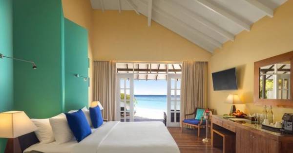 **Escape to Paradise: Adaaran Select Meedhupparu Offers Unprecedented 30-Night Maldives Getaway**