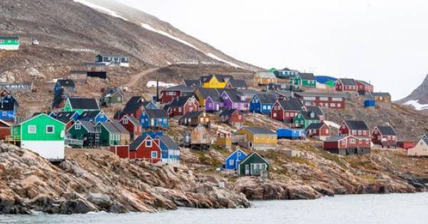 **Greenland's Last Frontier: A Century Celebrated on a Micro Expedition**