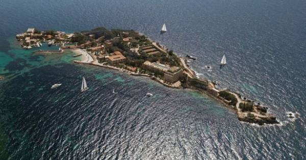 **Île de Bendor: A Legacy Reborn - Zannier Bendor to Unleash Luxury on Exclusive French Island in 2026**