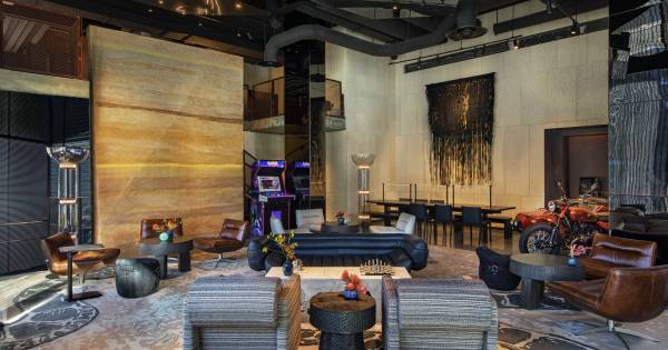 **Moxy Los Angeles: The Coolest Hotel in the City, According to Travelers**