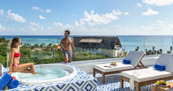 **Ocean Riviera Paradise Achieves Top Honors: A Guide to Luxury and Quality**