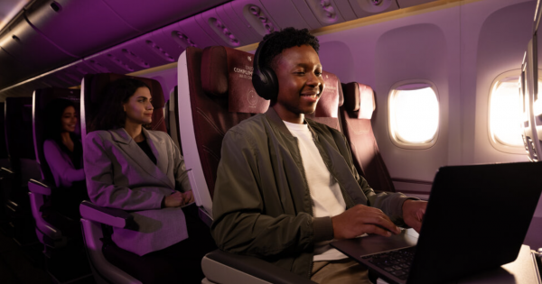 **Qatar Airways: Sky-High Connectivity – 100+ Aircraft Now Powered by Starlink**
