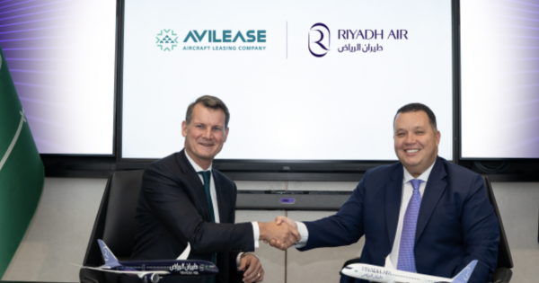 **Riyadh Air Takes Flight: AviLease Secures First Dreamliner Lease for New Saudi Carrier**