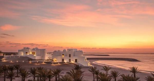 **Santorini Dreams: A New Year's Eve Escape Beyond Compare**