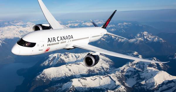 **Score Big on Your Autumn Escape: Air Canada Rewards You with 20,000 Aeroplan Points**