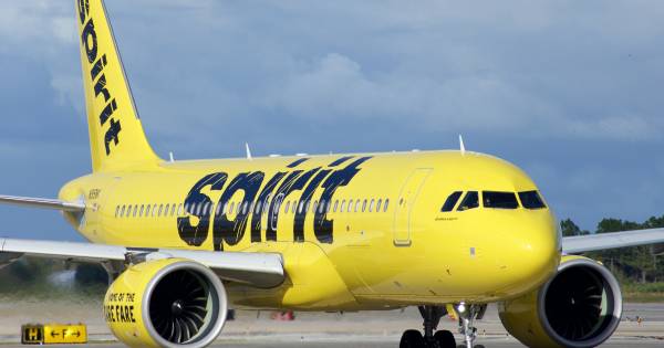 **Spirit Unleashes Black & Yellow Friday: Score Flights from $251!**