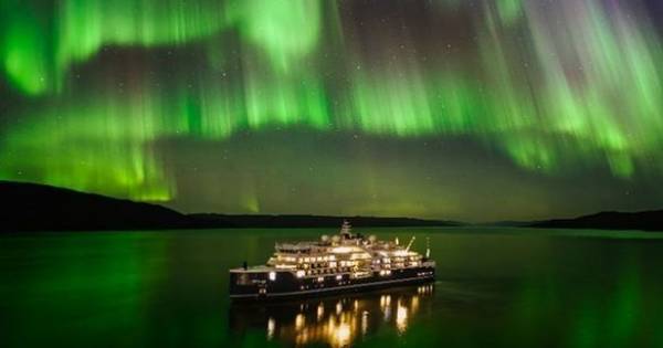 **Swan Hellenic: Black Friday Unlocks Unprecedented Expedition Savings & $1,000 Onboard Credit**