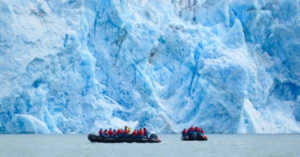 **Uncharted Deals: Seabourn's Black Friday Sail Charts a Course for Luxury Voyages**