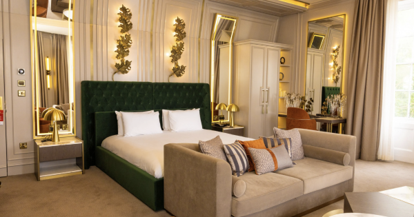 **White Cliffs Legacy: Dover Marina Hotel & Spa Unlocks a New Era with Hilton**