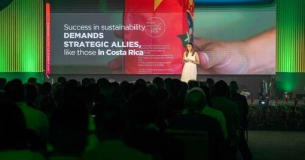 Costa Rica Bets Big on Luxury & Sustainability: A Surge in Investment & Tourism