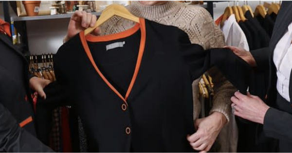 EasyJet's Stylish Shift: Donating Flight Attendant Uniforms to Support Charities